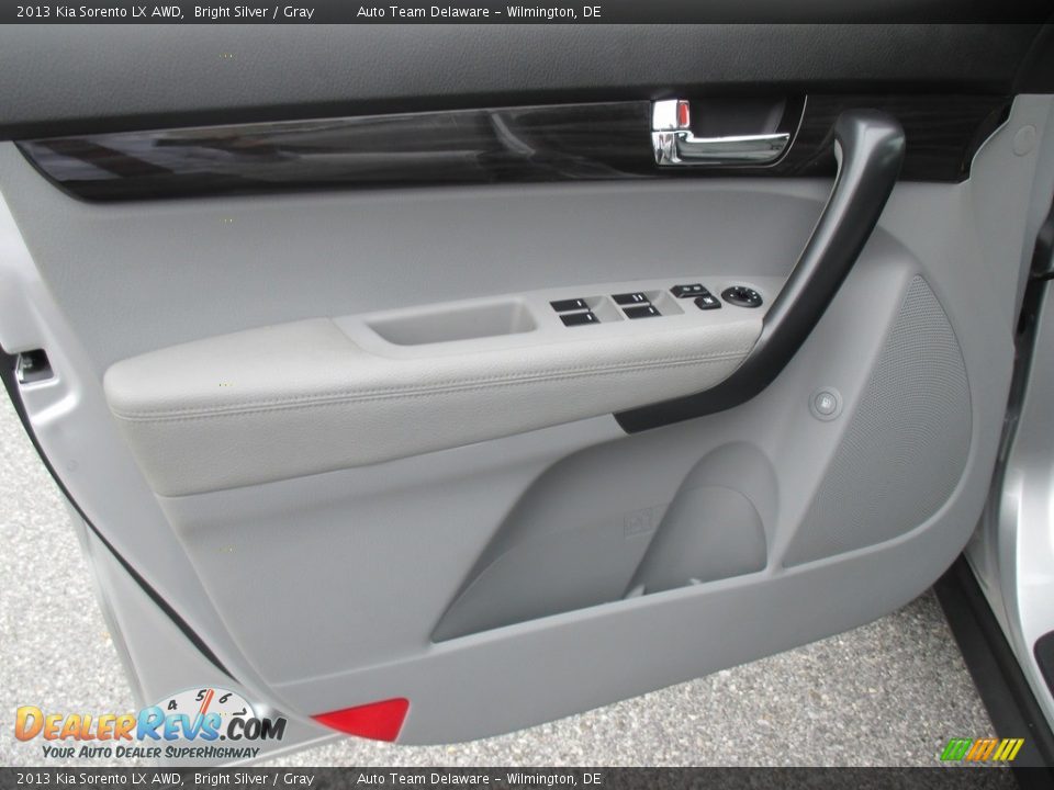 2013 Kia Sorento LX AWD Bright Silver / Gray Photo #18