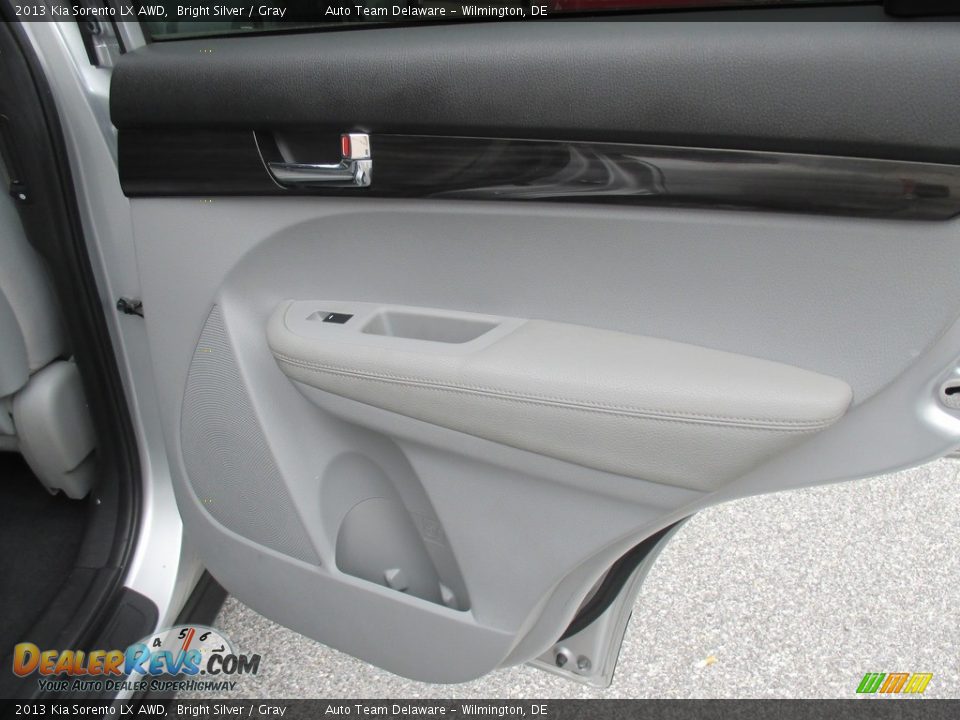 2013 Kia Sorento LX AWD Bright Silver / Gray Photo #21