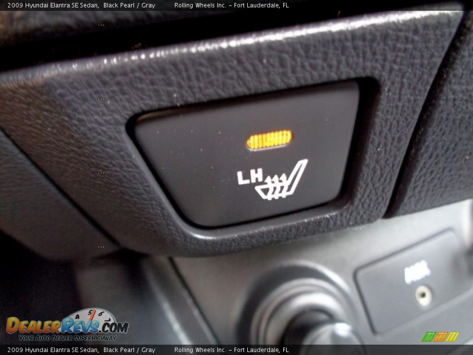 2009 Hyundai Elantra SE Sedan Black Pearl / Gray Photo #4