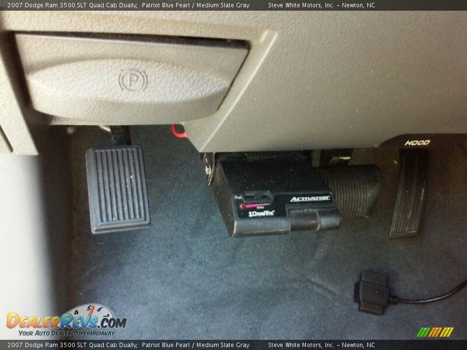 2007 Dodge Ram 3500 SLT Quad Cab Dually Patriot Blue Pearl / Medium Slate Gray Photo #14