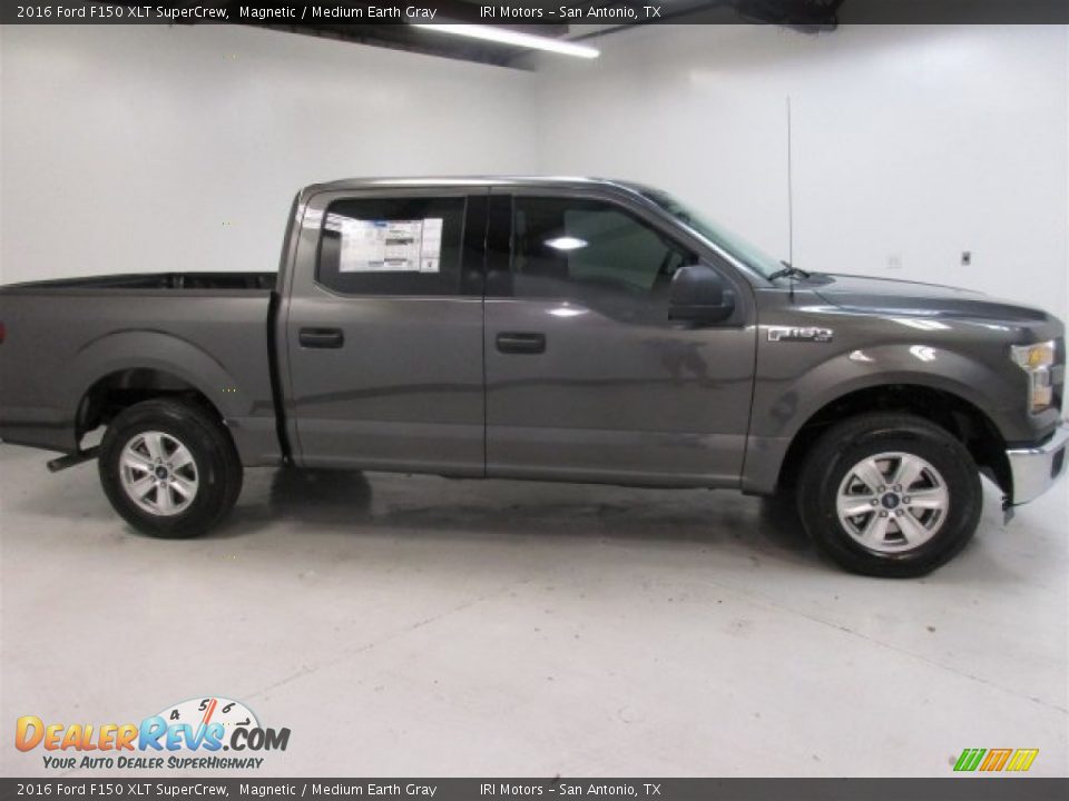 2016 Ford F150 XLT SuperCrew Magnetic / Medium Earth Gray Photo #12
