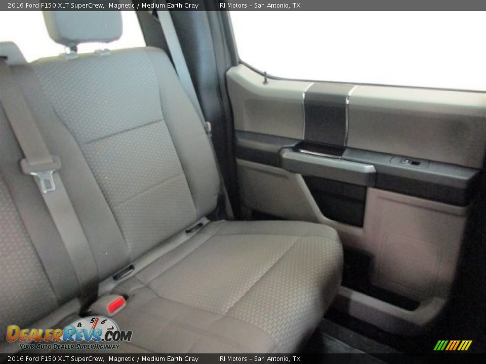 2016 Ford F150 XLT SuperCrew Magnetic / Medium Earth Gray Photo #19