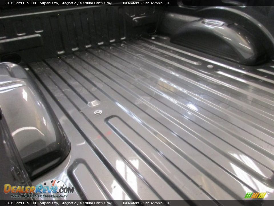 2016 Ford F150 XLT SuperCrew Magnetic / Medium Earth Gray Photo #25