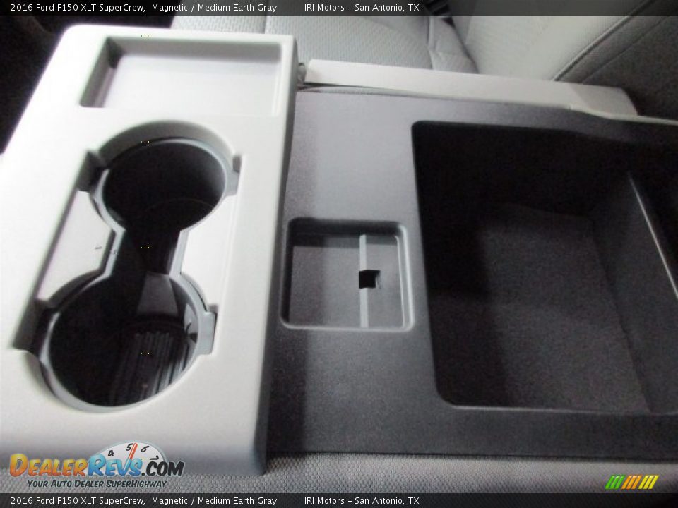 2016 Ford F150 XLT SuperCrew Magnetic / Medium Earth Gray Photo #32