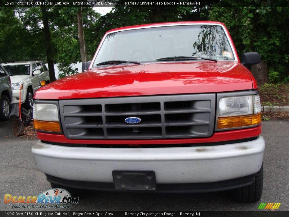 1996 Ford F150 XL Regular Cab 4x4 Bright Red / Opal Grey Photo #2