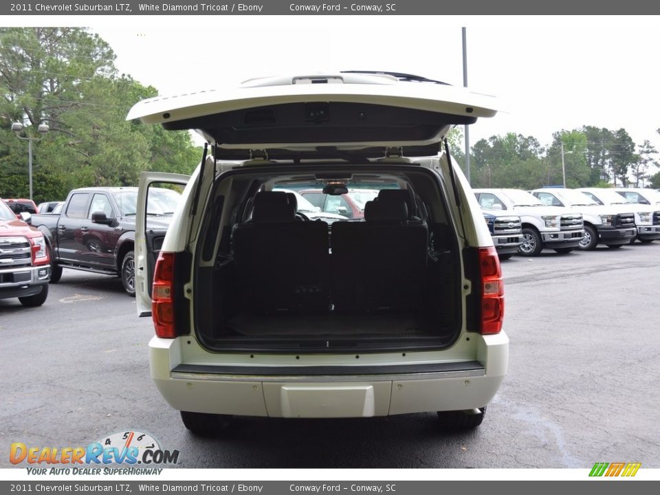 2011 Chevrolet Suburban LTZ White Diamond Tricoat / Ebony Photo #13