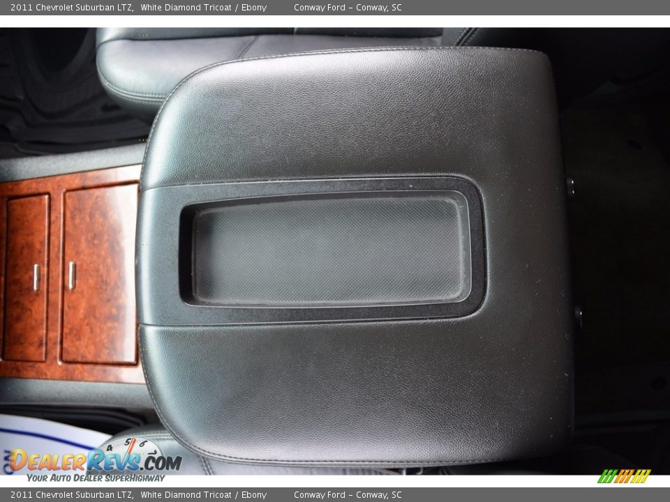 2011 Chevrolet Suburban LTZ White Diamond Tricoat / Ebony Photo #32