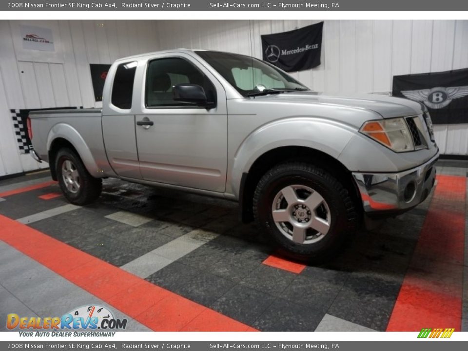 2008 Nissan Frontier SE King Cab 4x4 Radiant Silver / Graphite Photo #6