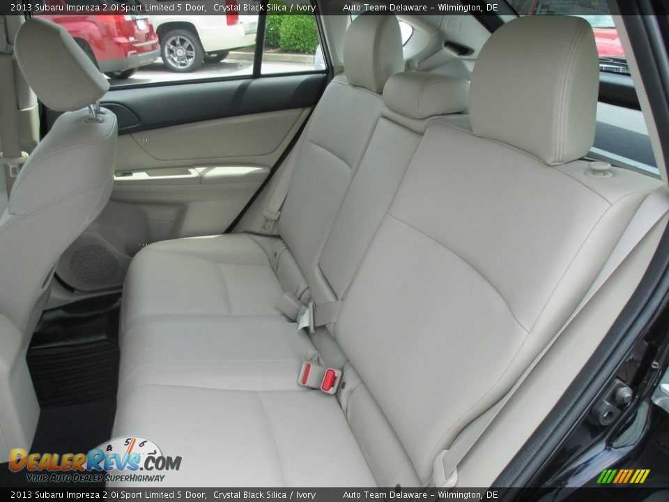 2013 Subaru Impreza 2.0i Sport Limited 5 Door Crystal Black Silica / Ivory Photo #17