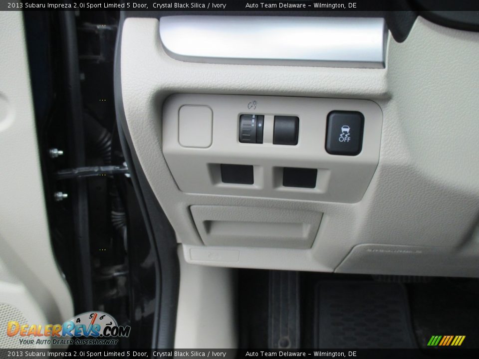 2013 Subaru Impreza 2.0i Sport Limited 5 Door Crystal Black Silica / Ivory Photo #32