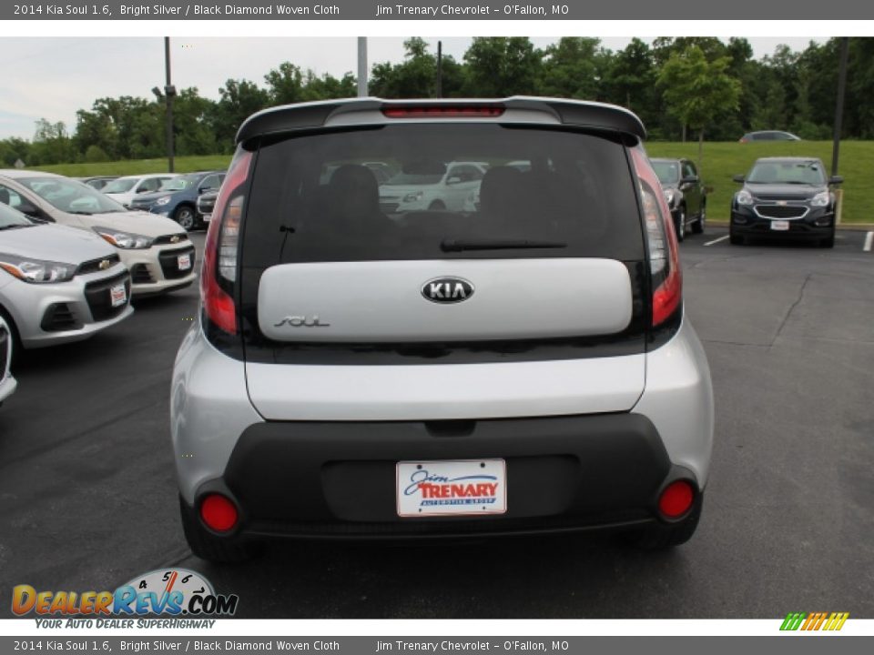 2014 Kia Soul 1.6 Bright Silver / Black Diamond Woven Cloth Photo #6