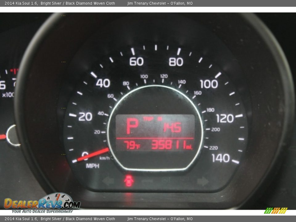 2014 Kia Soul 1.6 Bright Silver / Black Diamond Woven Cloth Photo #14