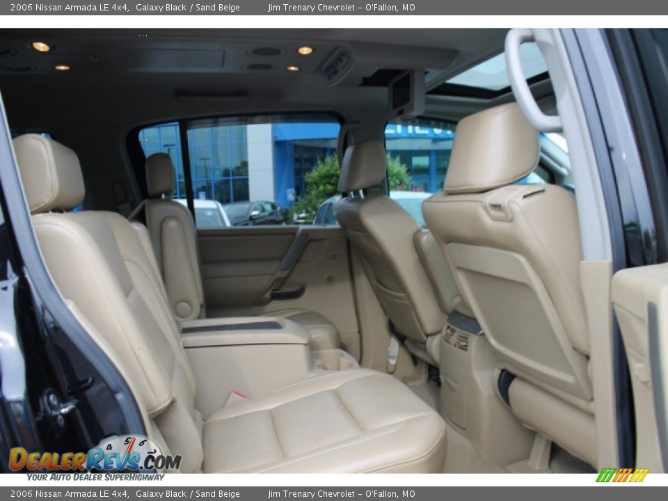 2006 Nissan Armada LE 4x4 Galaxy Black / Sand Beige Photo #9