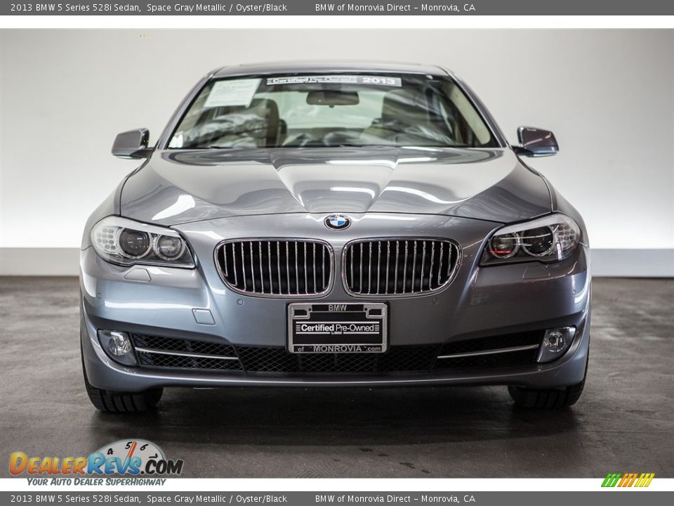 2013 BMW 5 Series 528i Sedan Space Gray Metallic / Oyster/Black Photo #2