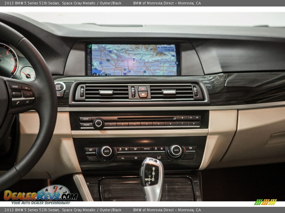 2013 BMW 5 Series 528i Sedan Space Gray Metallic / Oyster/Black Photo #5