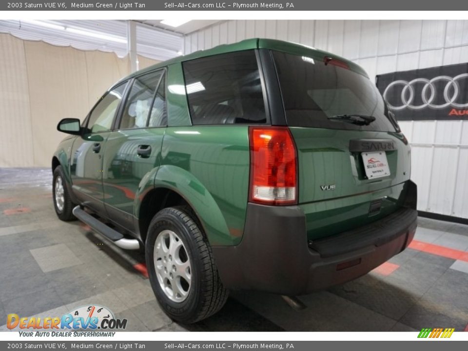 2003 Saturn VUE V6 Medium Green / Light Tan Photo #10
