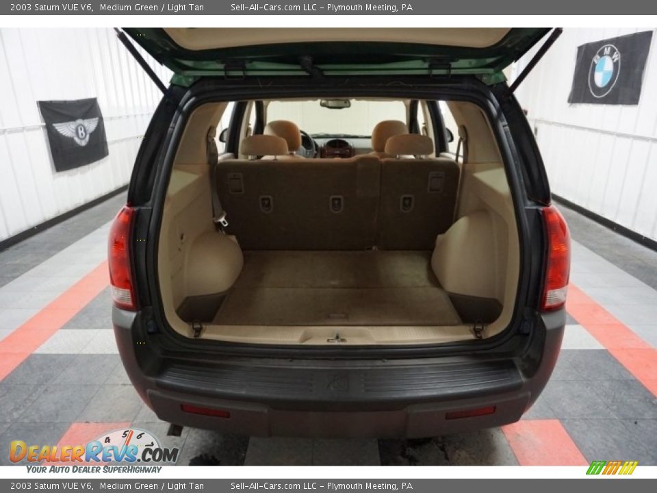 2003 Saturn VUE V6 Medium Green / Light Tan Photo #19