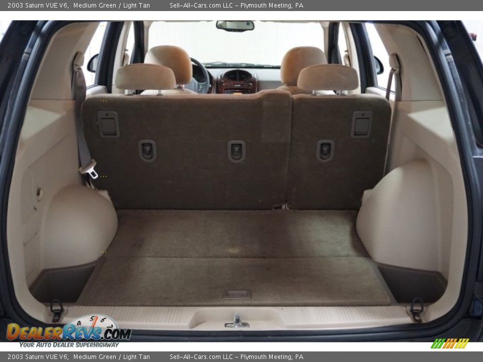 2003 Saturn VUE V6 Medium Green / Light Tan Photo #20
