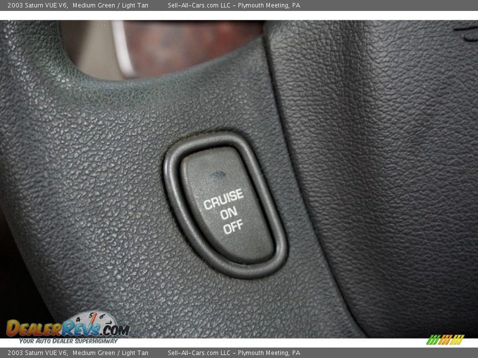 2003 Saturn VUE V6 Medium Green / Light Tan Photo #27