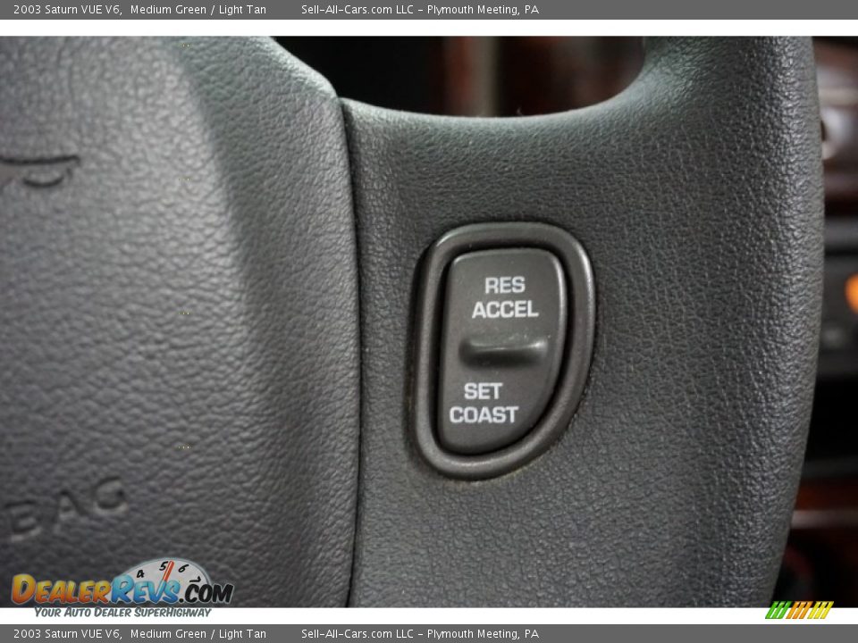 2003 Saturn VUE V6 Medium Green / Light Tan Photo #28