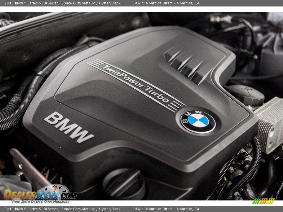 2013 BMW 5 Series 528i Sedan Space Gray Metallic / Oyster/Black Photo #25