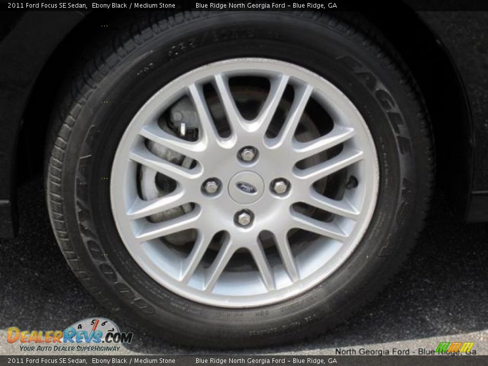 2011 Ford Focus SE Sedan Ebony Black / Medium Stone Photo #9