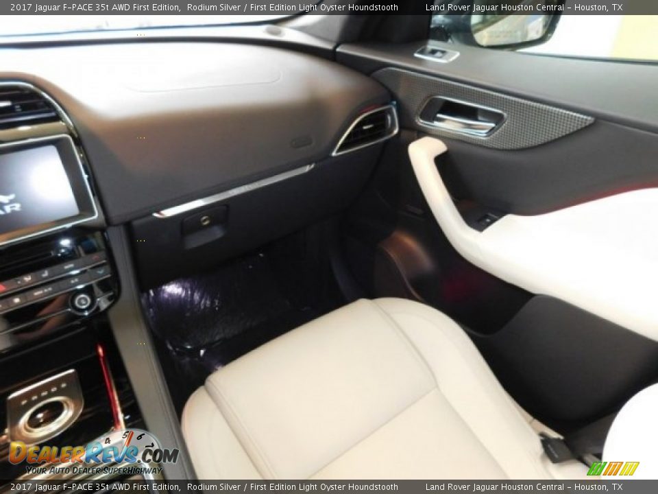 2017 Jaguar F-PACE 35t AWD First Edition Rodium Silver / First Edition Light Oyster Houndstooth Photo #10