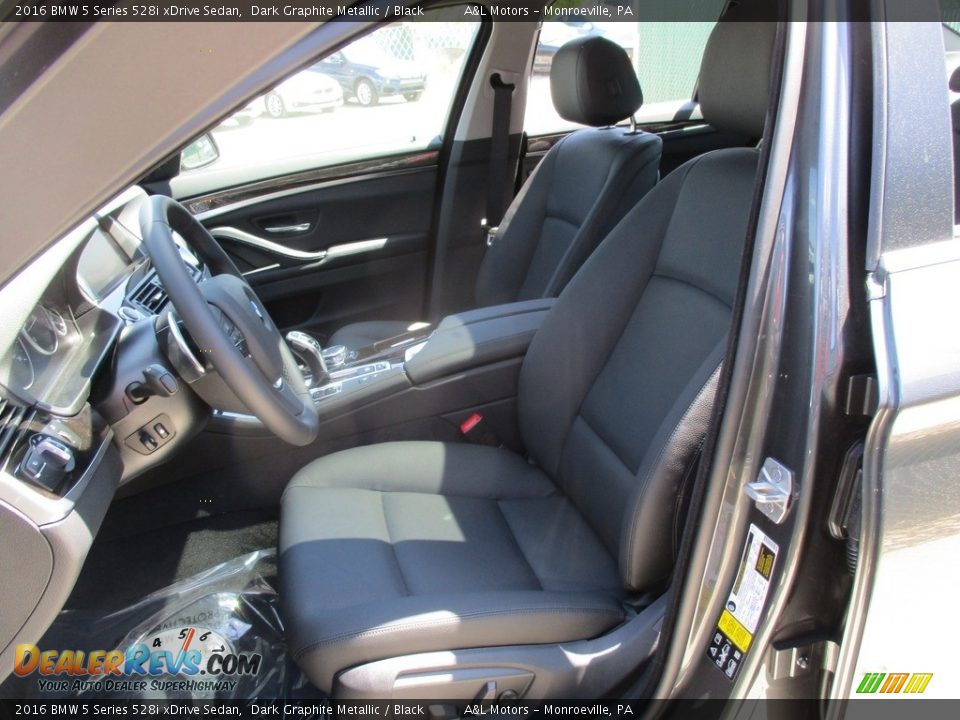 2016 BMW 5 Series 528i xDrive Sedan Dark Graphite Metallic / Black Photo #13