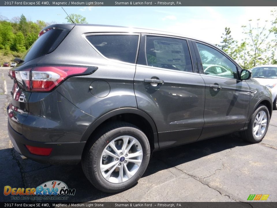 Magnetic 2017 Ford Escape SE 4WD Photo #2