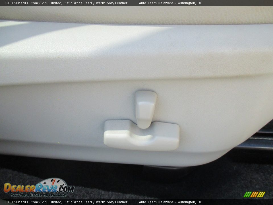 2013 Subaru Outback 2.5i Limited Satin White Pearl / Warm Ivory Leather Photo #35