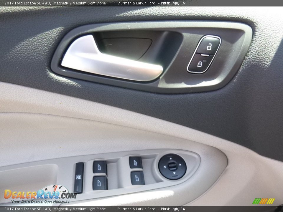 2017 Ford Escape SE 4WD Magnetic / Medium Light Stone Photo #10