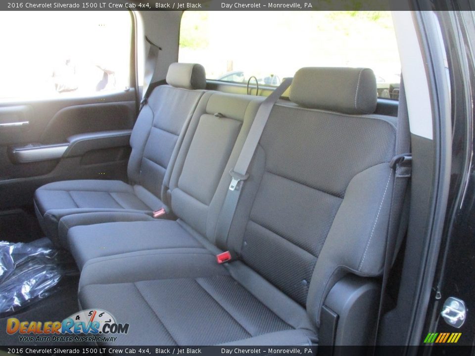 2016 Chevrolet Silverado 1500 LT Crew Cab 4x4 Black / Jet Black Photo #12