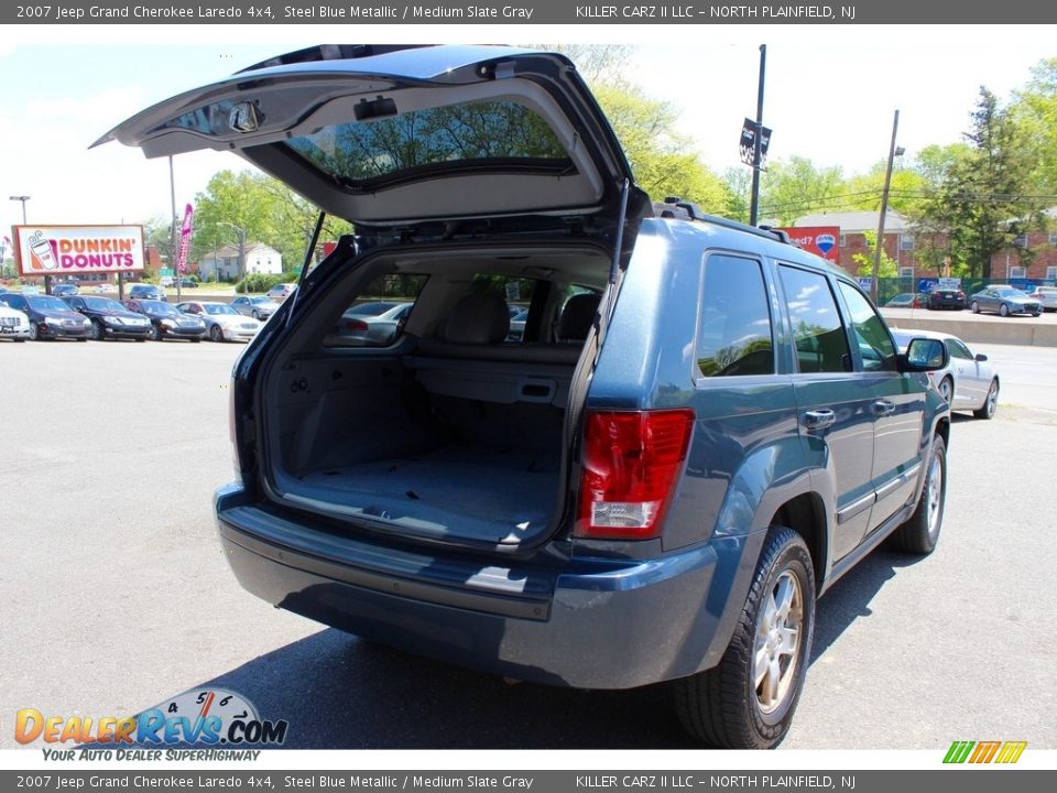 2007 Jeep Grand Cherokee Laredo 4x4 Steel Blue Metallic / Medium Slate Gray Photo #29