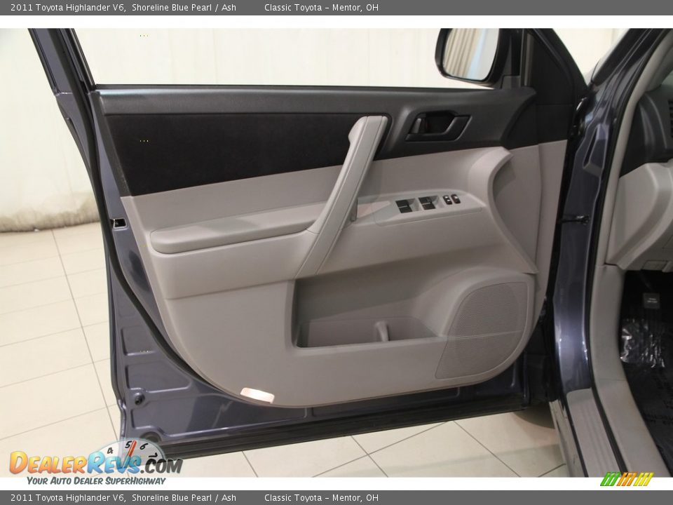 2011 Toyota Highlander V6 Shoreline Blue Pearl / Ash Photo #4