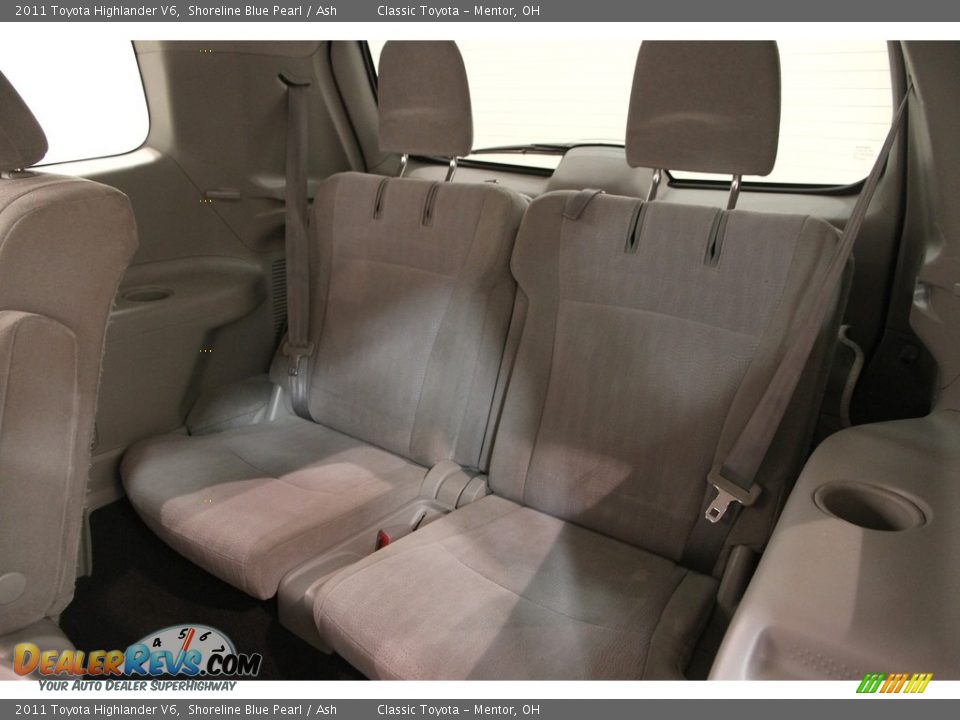 2011 Toyota Highlander V6 Shoreline Blue Pearl / Ash Photo #16