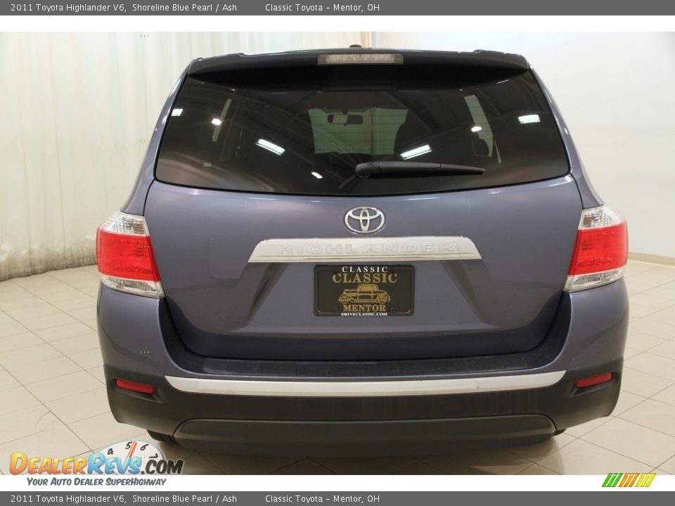 2011 Toyota Highlander V6 Shoreline Blue Pearl / Ash Photo #17