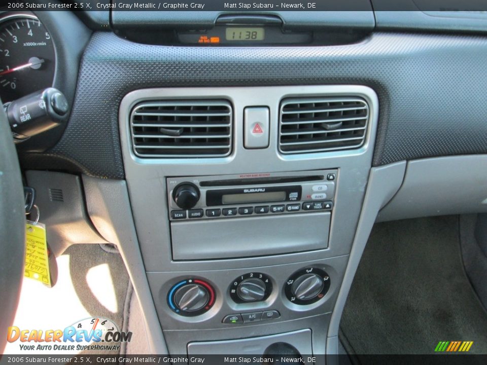 2006 Subaru Forester 2.5 X Crystal Gray Metallic / Graphite Gray Photo #24