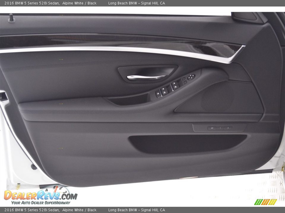 2016 BMW 5 Series 528i Sedan Alpine White / Black Photo #10