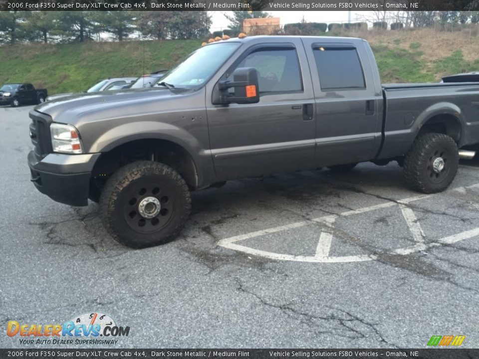 2006 Ford F350 Super Duty XLT Crew Cab 4x4 Dark Stone Metallic / Medium Flint Photo #1