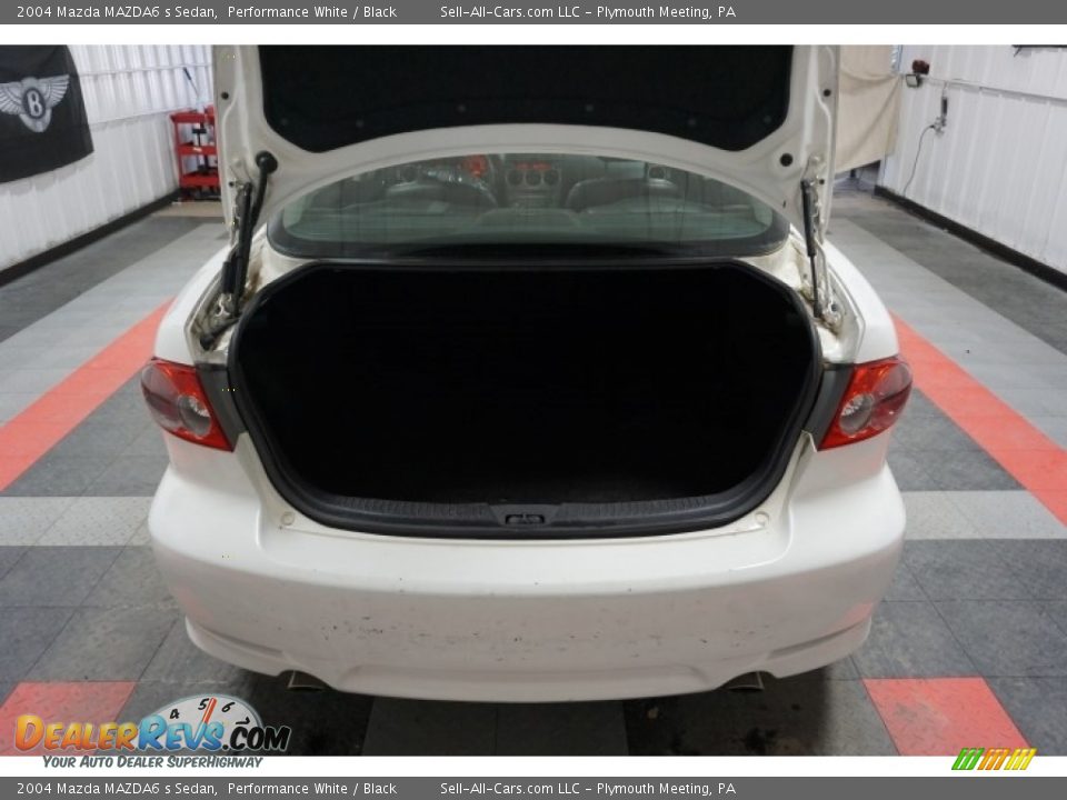 2004 Mazda MAZDA6 s Sedan Performance White / Black Photo #20