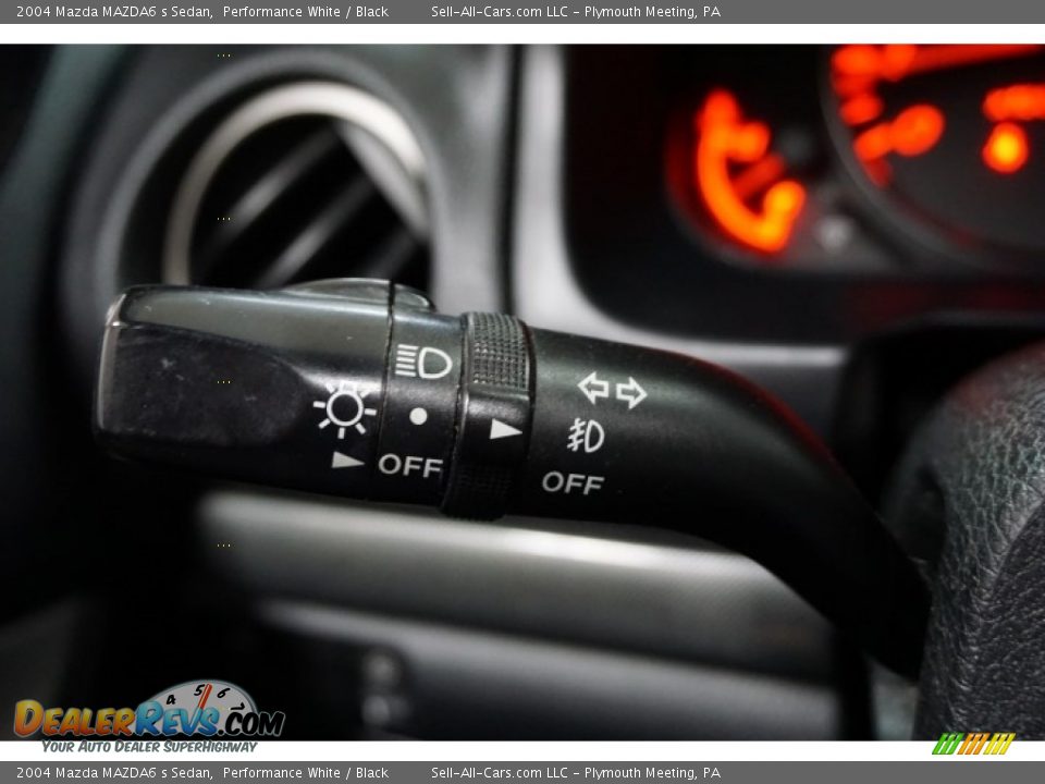 2004 Mazda MAZDA6 s Sedan Performance White / Black Photo #31
