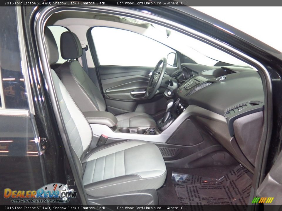 2016 Ford Escape SE 4WD Shadow Black / Charcoal Black Photo #16