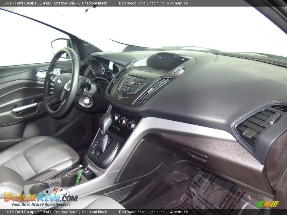 2016 Ford Escape SE 4WD Shadow Black / Charcoal Black Photo #17