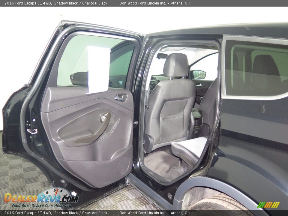 2016 Ford Escape SE 4WD Shadow Black / Charcoal Black Photo #18