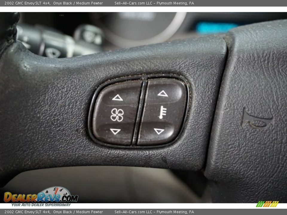 2002 GMC Envoy SLT 4x4 Onyx Black / Medium Pewter Photo #30