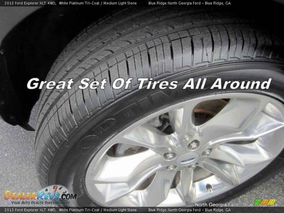 2013 Ford Explorer XLT 4WD White Platinum Tri-Coat / Medium Light Stone Photo #10