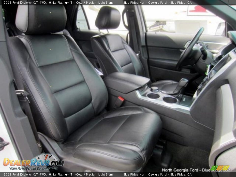2013 Ford Explorer XLT 4WD White Platinum Tri-Coat / Medium Light Stone Photo #13