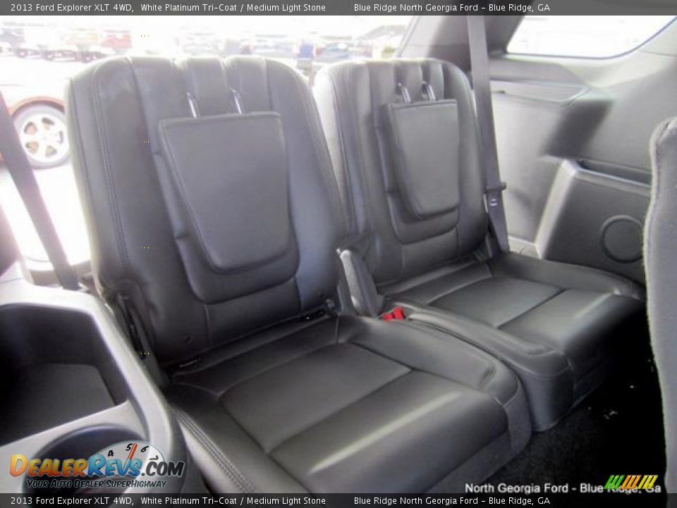 2013 Ford Explorer XLT 4WD White Platinum Tri-Coat / Medium Light Stone Photo #16