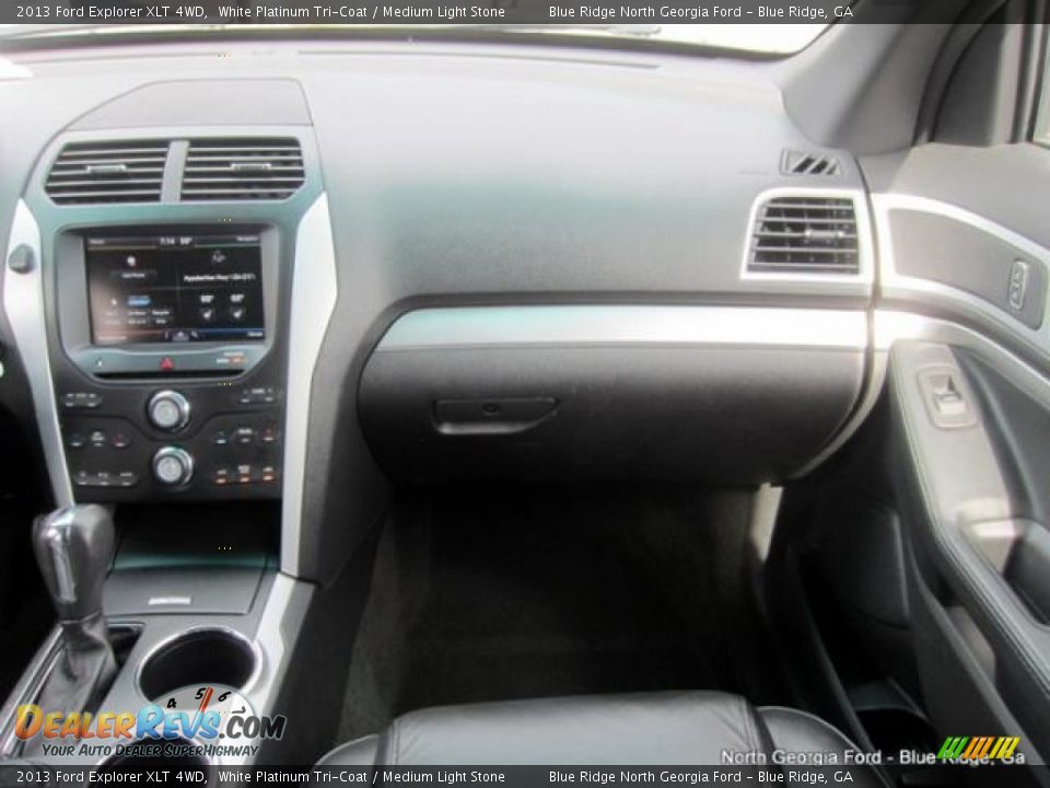 2013 Ford Explorer XLT 4WD White Platinum Tri-Coat / Medium Light Stone Photo #20