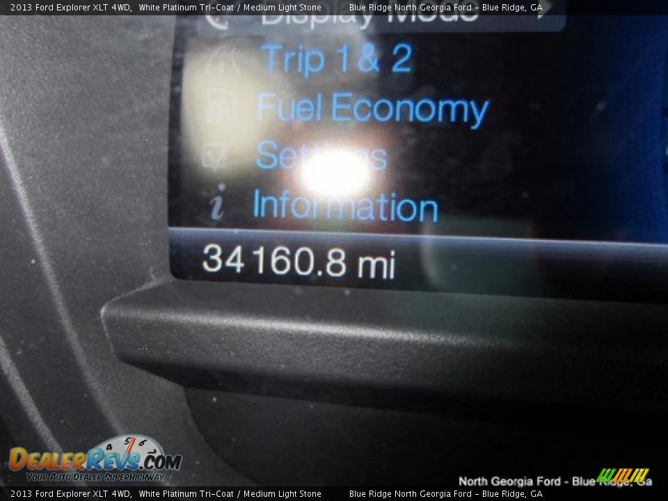 2013 Ford Explorer XLT 4WD White Platinum Tri-Coat / Medium Light Stone Photo #26